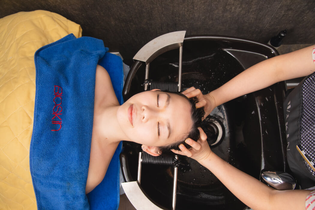 Coconut Scalp Detox Hair Treatment