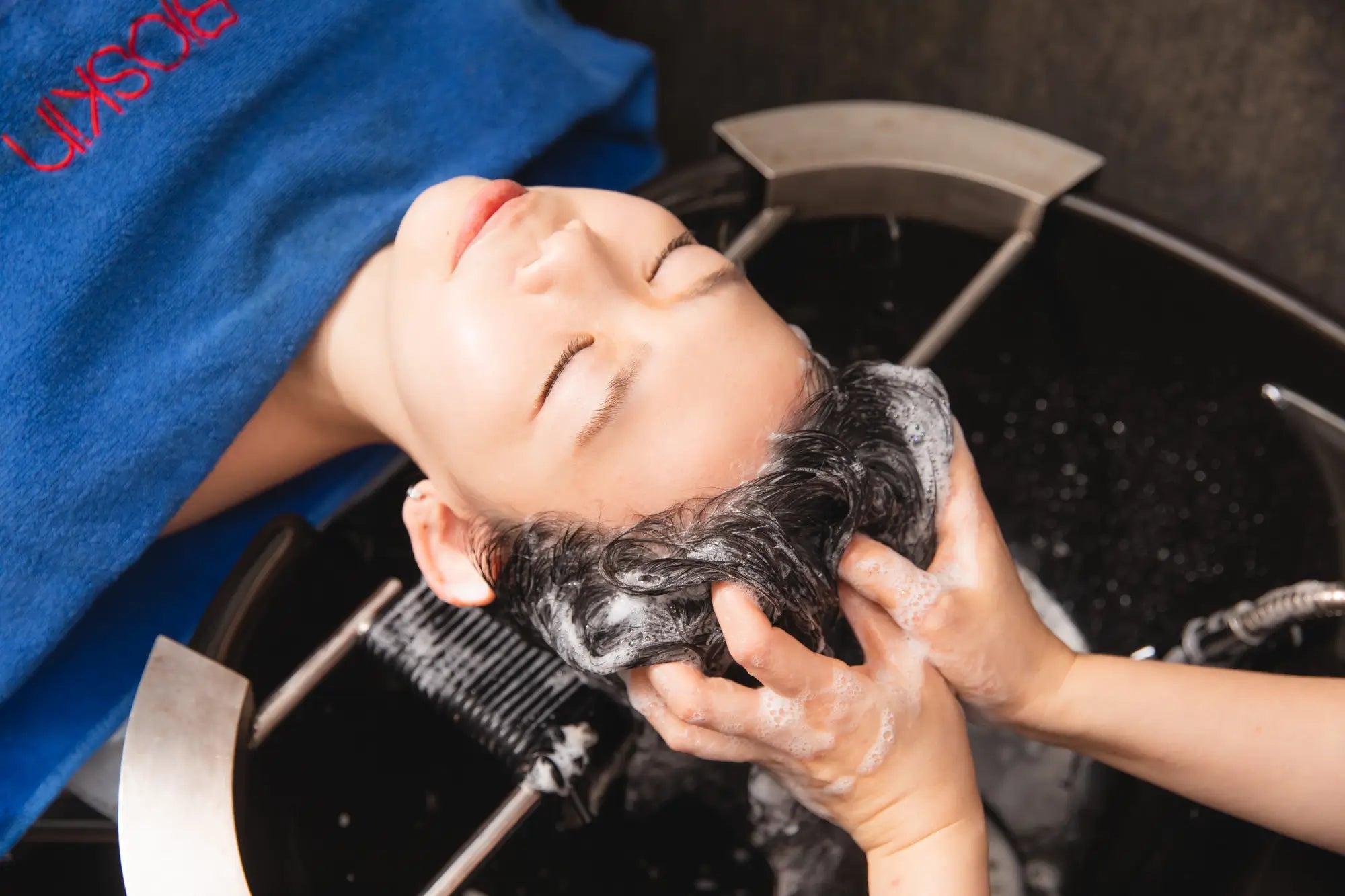 Scalp &amp; Hair Paradise Treatment